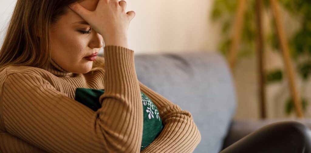 everything you need to know about intrusive thoughts
