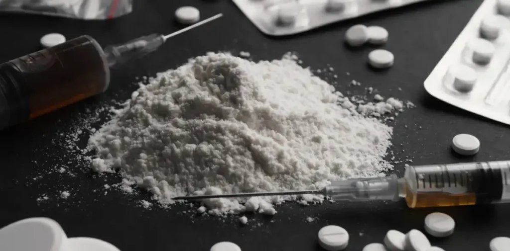Meth vs Crack Differences, Signs, and Recovery