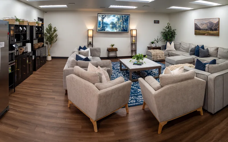 TPRC-Residential-Program-Photo-Gallery-Mens-Common-Area